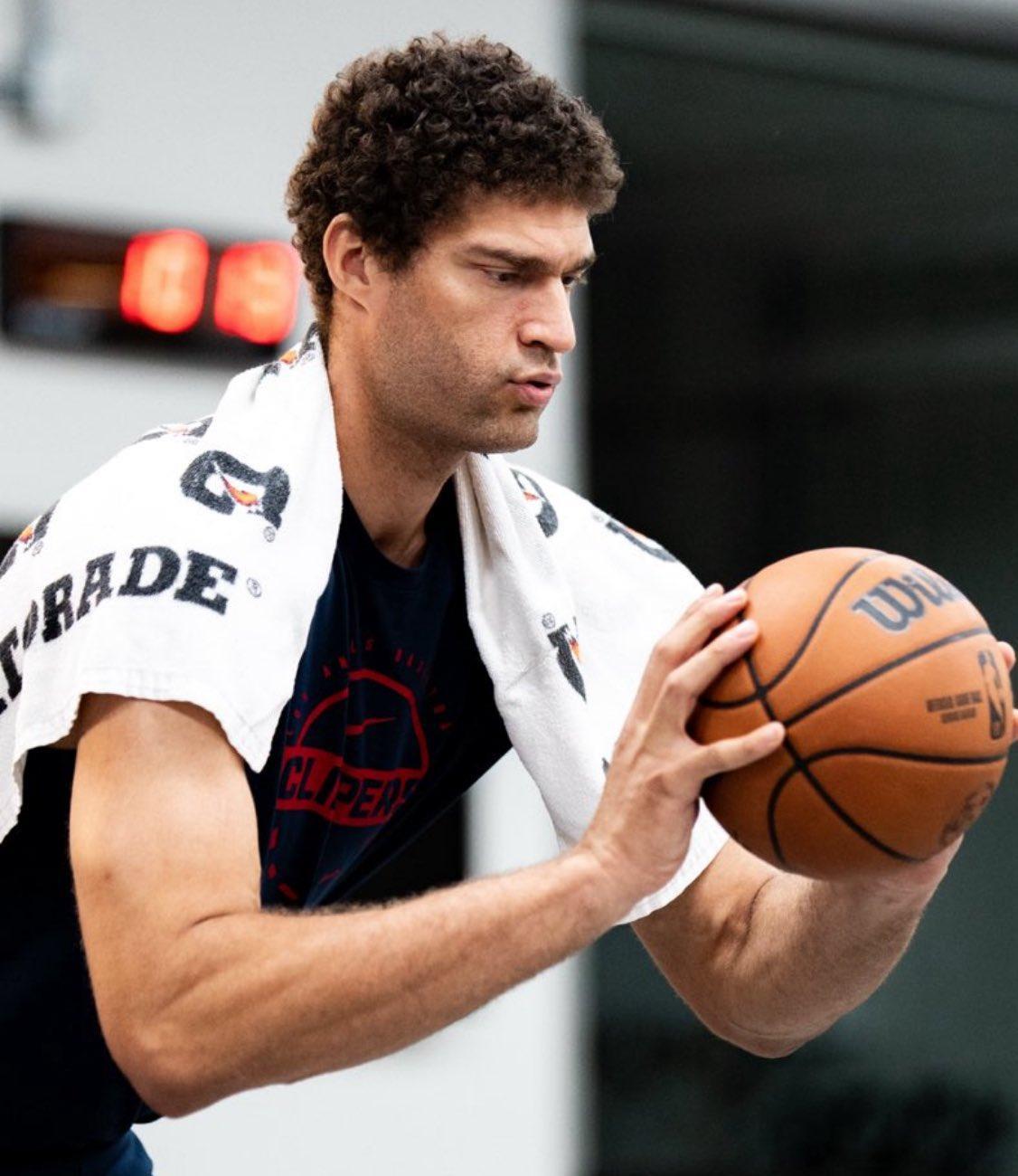 其中包括哈, 比尔和保罗, 最终分道扬 其中包括哈, 比尔和保罗, 最终分道扬